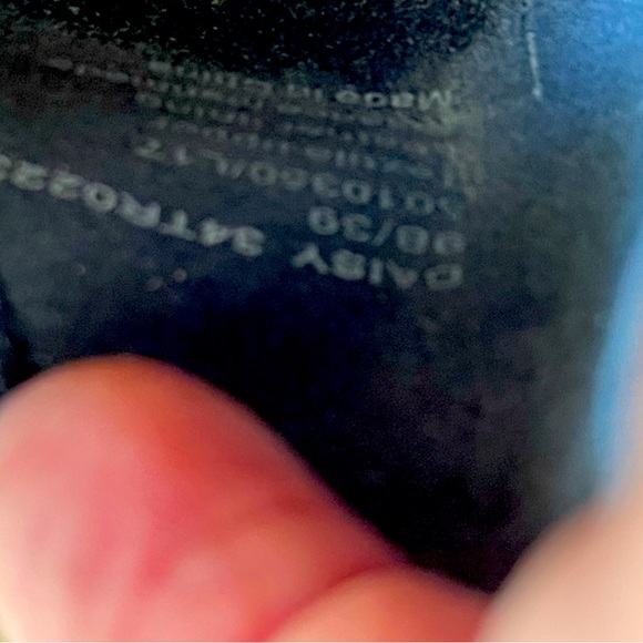 Taryn Rose Daisy Blue Knit Slip-on Comfort Shoes Size 39 - Picture 4 of 5